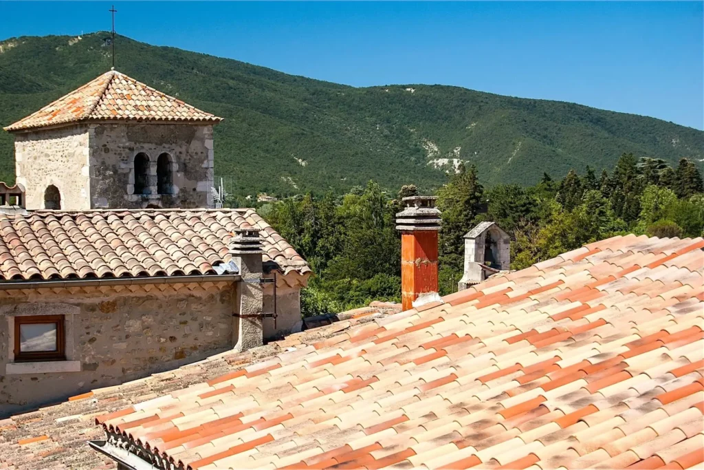 toiture Cabrières d'Avignon