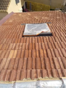 réparation toiture à Cavaillon avec remplacement de l'ensemble des tuiles